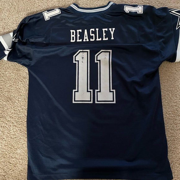 Cole Beasley Jersey (cowboys) - Picture 2 of 4